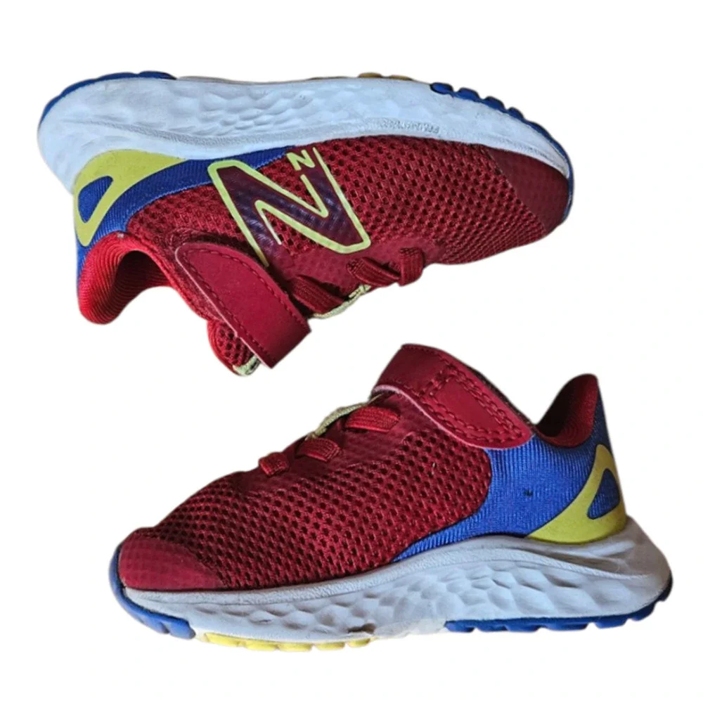 New Balance Arishi Sneakers Shoes Hook and Loop Red Toddler Boy's Size 5